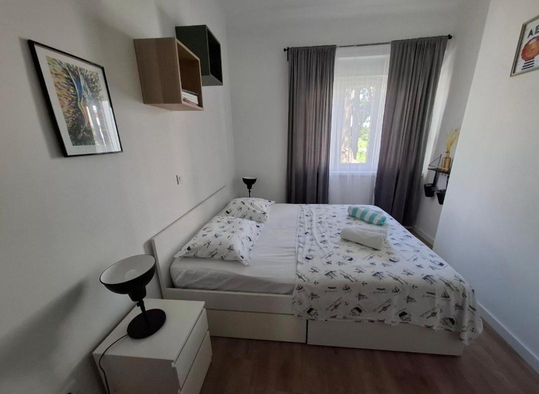 Apartment Beautiful Sol-2 For Two With Balcony